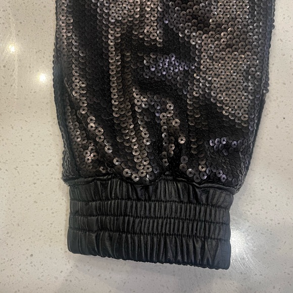 Black sequin joggers - Picture 4 of 5